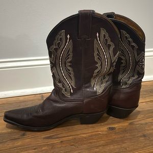 Justin Cowboy Boots